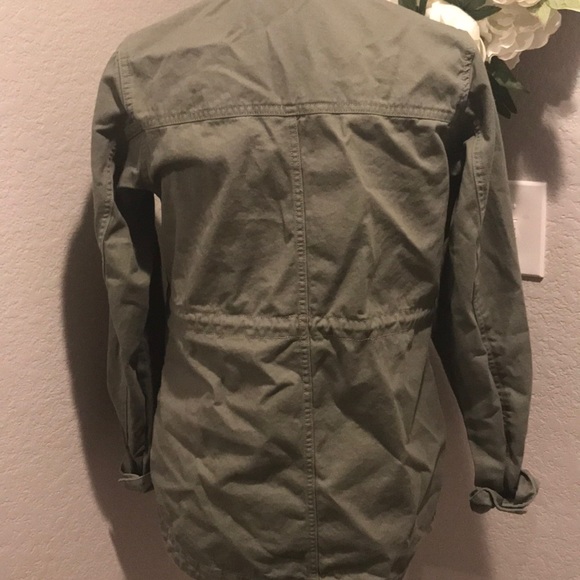 Columbia Riverfront green zip up light jacket - Picture 3 of 8